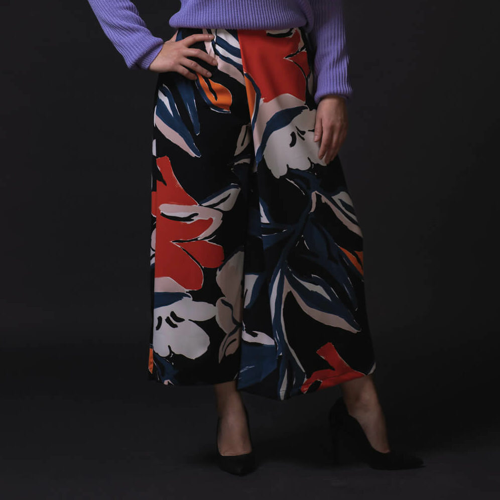 Pantalone Guenda panta palazzo fiori astratti